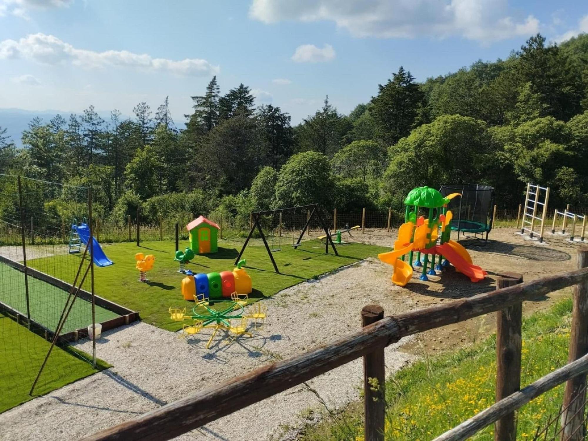 Inviting Farmhouse In Appenines With Covered Swimming Pool Apecchio Esterno foto