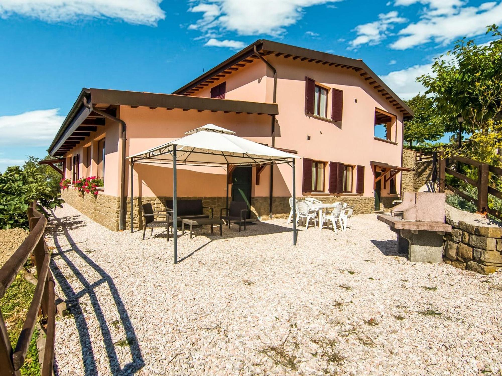 Inviting Farmhouse In Appenines With Covered Swimming Pool Apecchio Esterno foto